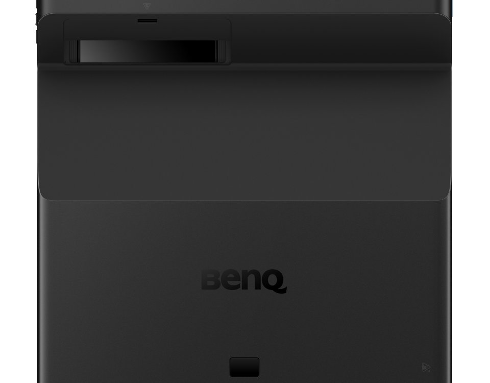 lu895ust top 960x750 - BenQ LU895UST – Neuer 5.000-Lumen-Ultra-Kurzdistanzprojektor für professionelle Installationen
