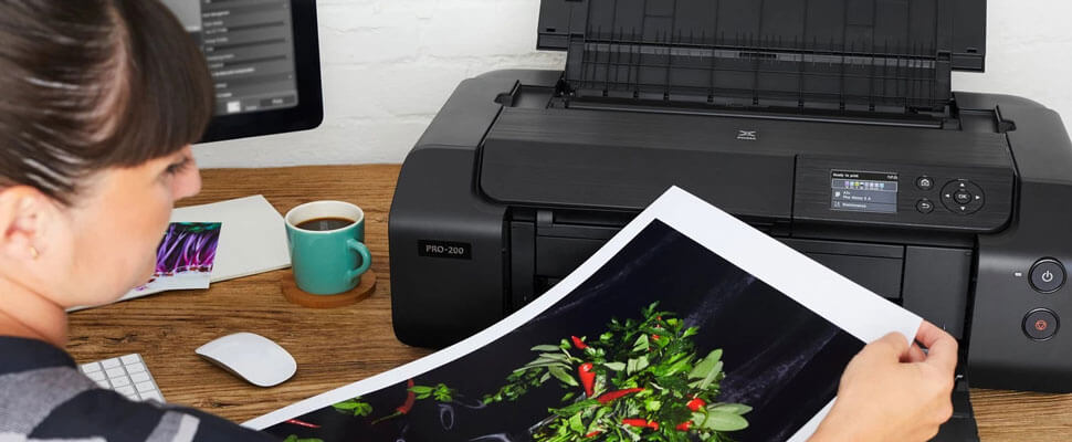 pixma-pro-200_lifestyle_43_printbigger_5f210c485c5f4feabe6626adbe746bc8